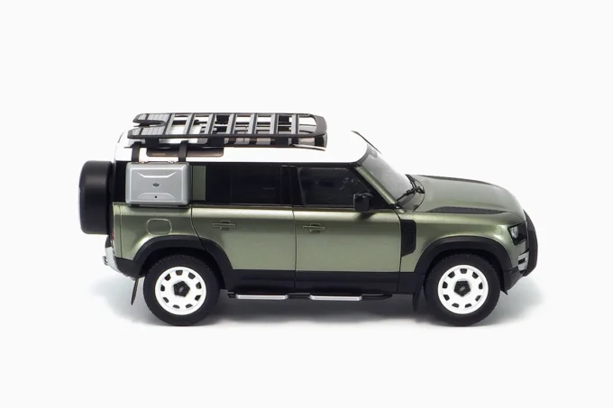 Land Rover New Defender 110 - Image 8