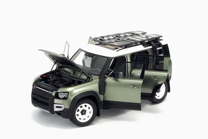Land Rover New Defender 110 - Image 2