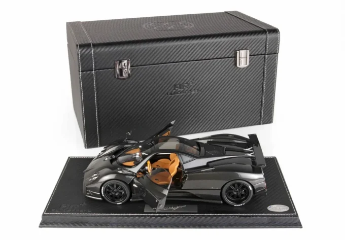 Pagani Zonda F – Image 6