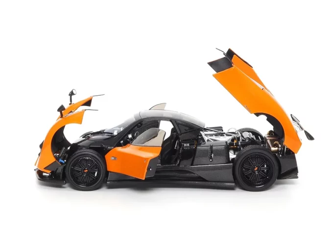 Pagani Zonda F - Image 2