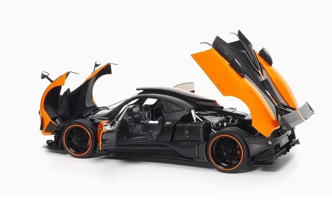 Pagani Zonda Cinque Coupe - Image 3