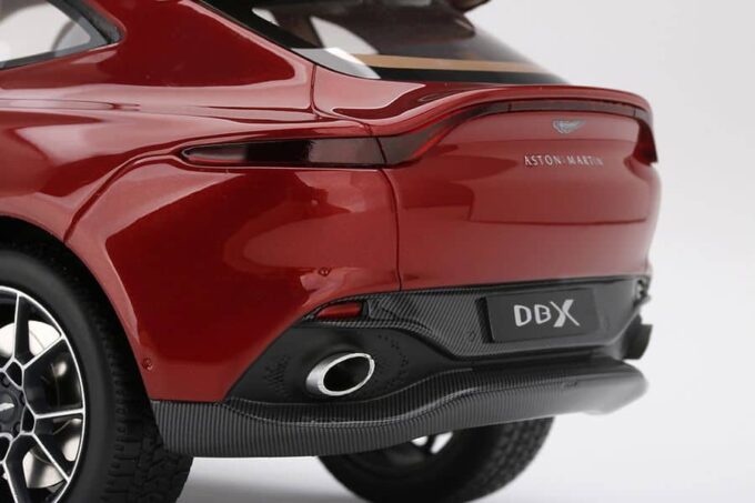 Aston Martin DBX – Image 5