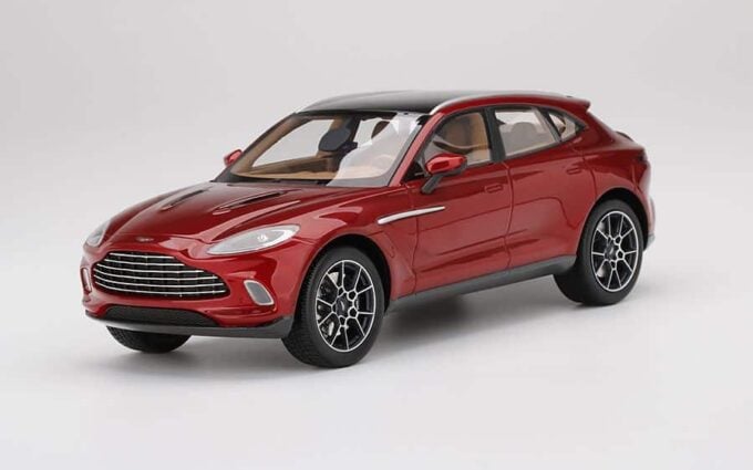 Aston Martin DBX