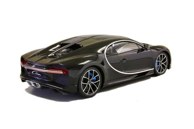 Bugatti Chiron – Image 2
