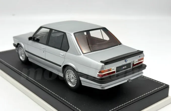 BMW M5 E28 - Image 2