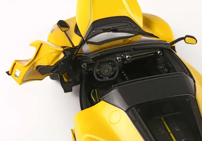 Ferrari LaFerrari Aperta - Image 3