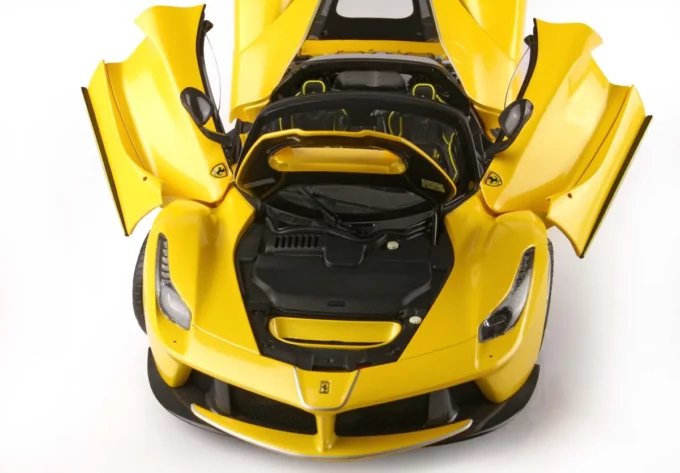 Ferrari LaFerrari Aperta - Image 4