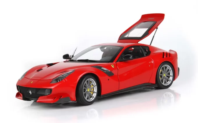 Ferrari F12 TDF