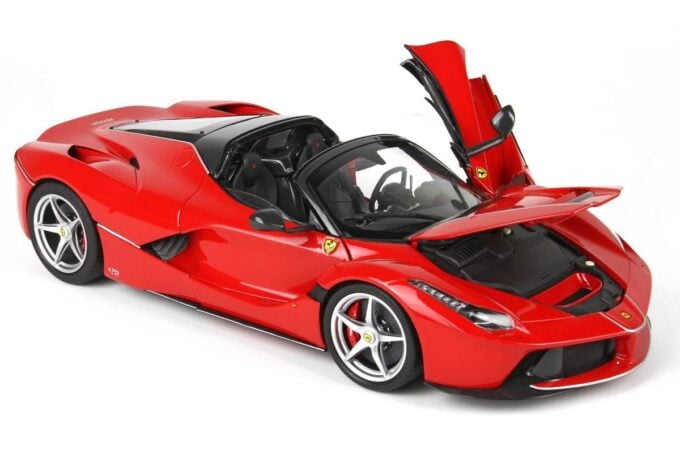 Ferrari LaFerrari Aperta