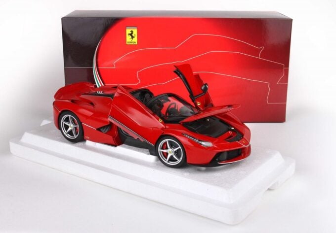 Ferrari LaFerrari Aperta – Image 10