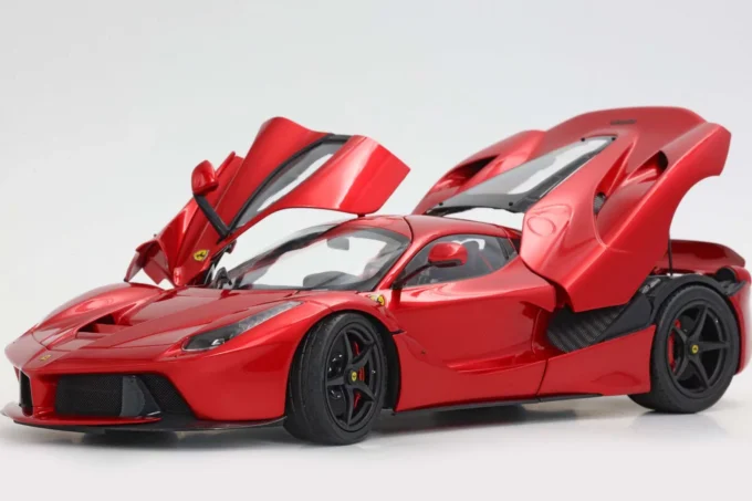 Ferrari LaFerrari - Image 3