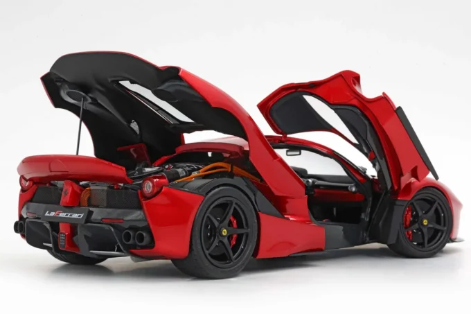 Ferrari LaFerrari - Image 4