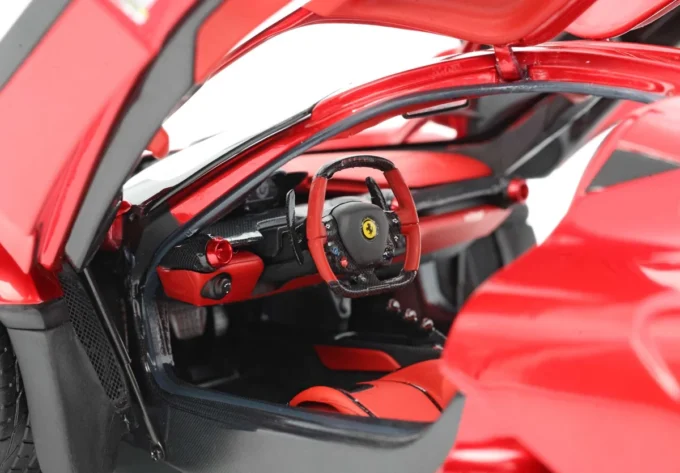 Ferrari LaFerrari (special pack) ex-Lewis Hamilton - Image 4