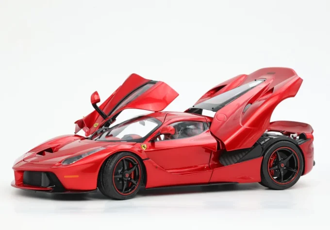 Ferrari LaFerrari (special pack) ex-Lewis Hamilton - Image 2