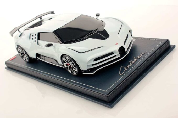 Bugatti Centodieci - Image 3