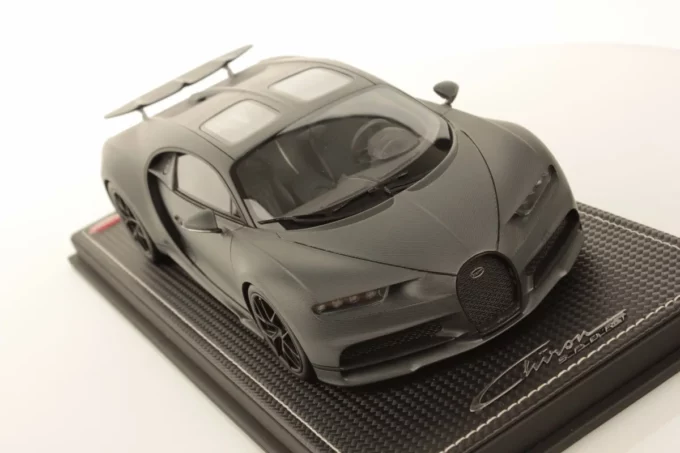 Bugatti Chiron Edition Noire - Image 3