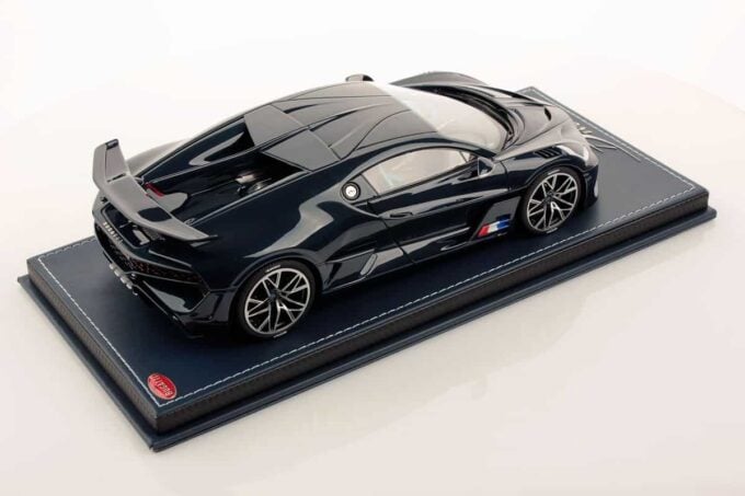 Bugatti Divo – Image 2