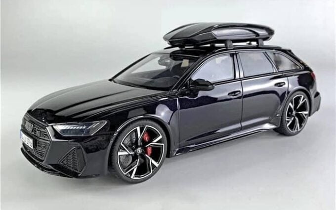 Audi RS6 Avant (avec coffre de toit)