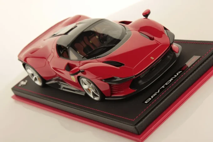 MR 1/18 フェラーリ デイトナ SP3 Ferrari Daytona Ferrari Daytona SP3 1:18 | MR Collection Models