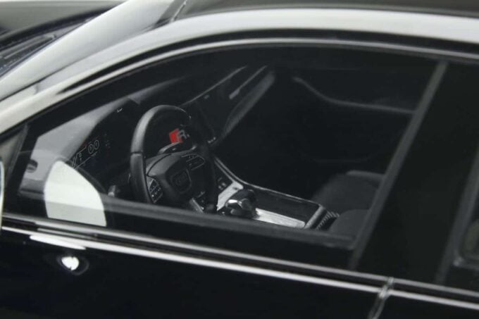 Audi RS Q8 – Image 10