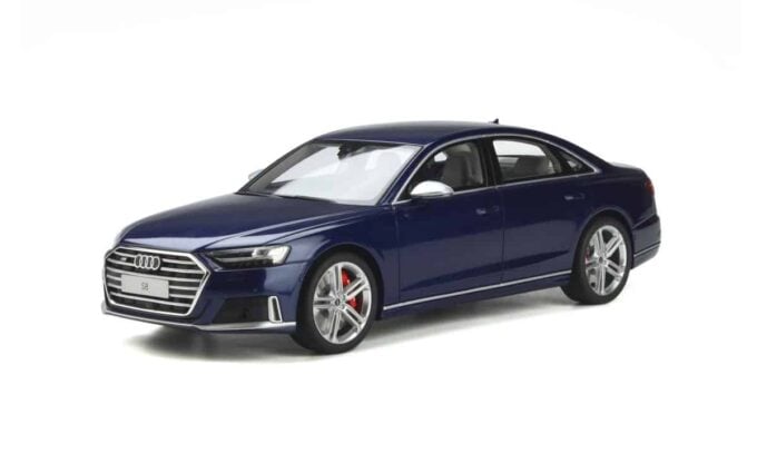 Audi S8