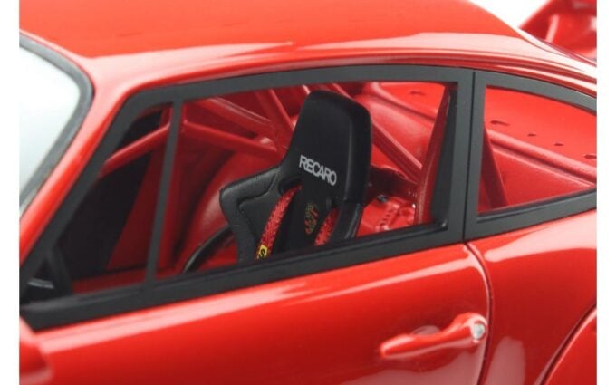 gt366 porsche 911 rsr guards red gt spirit 28 1024