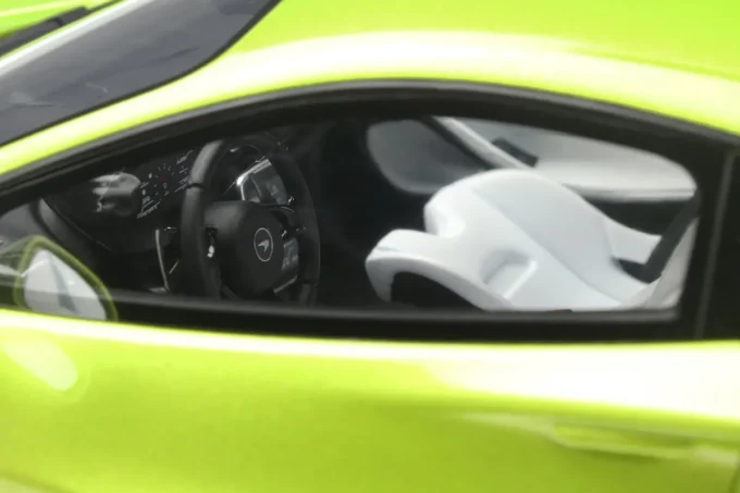 McLaren Artura - Image 10