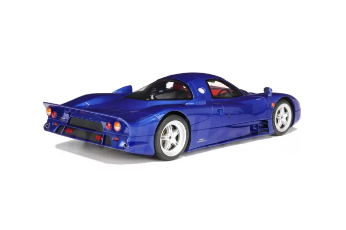 Nissan R390 GT1 Road Car - Image 2