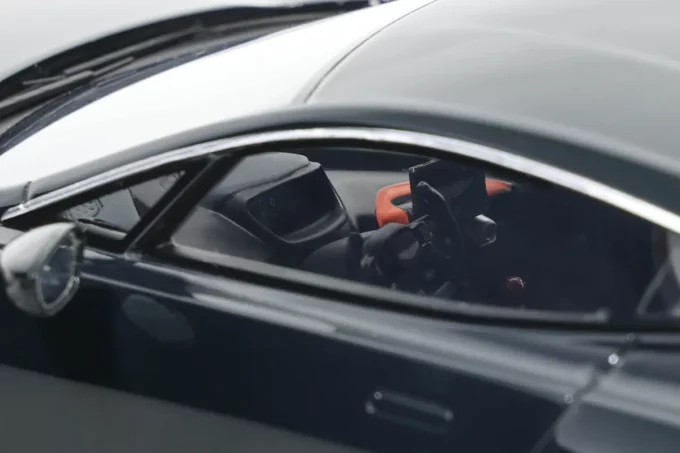 Aston Martin Victor – Image 9