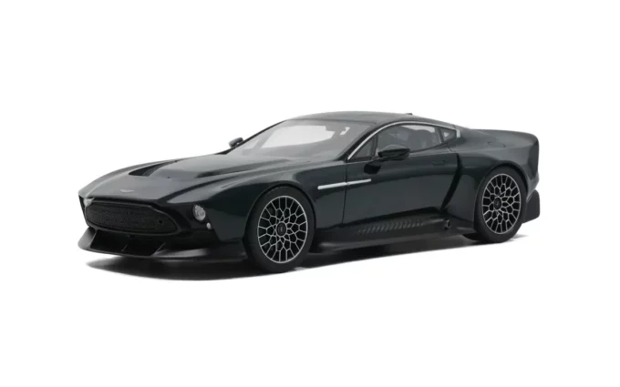 Aston Martin Victor