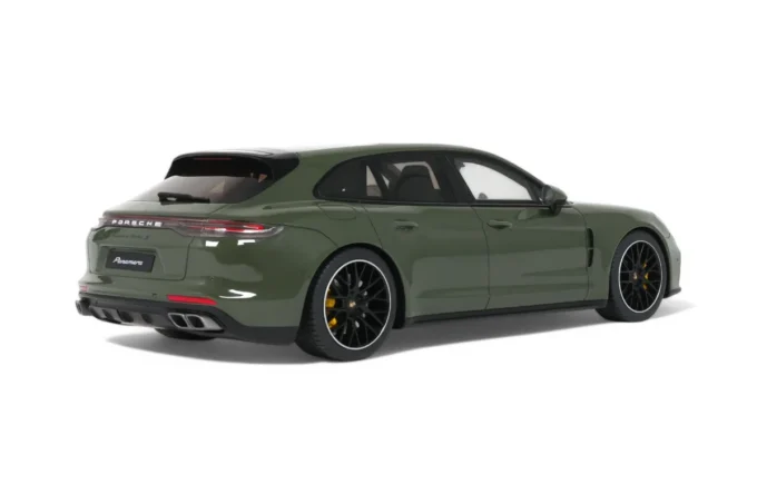 Porsche Panamera Turbo S Sport Turismo - Image 2