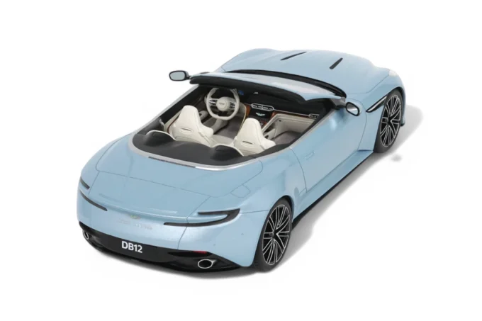 Aston Martin DB12 Volante - Image 7