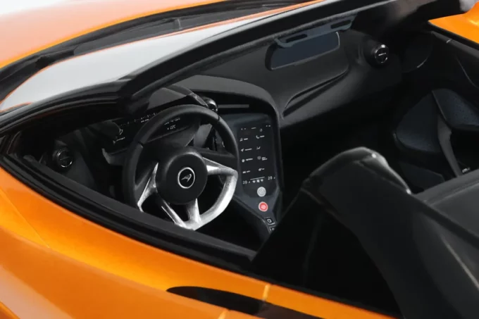 McLaren 750S Spider – Image 10