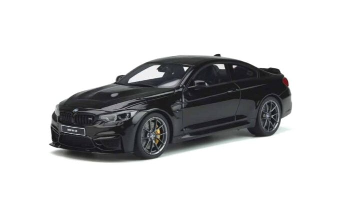 BMW M4 CS