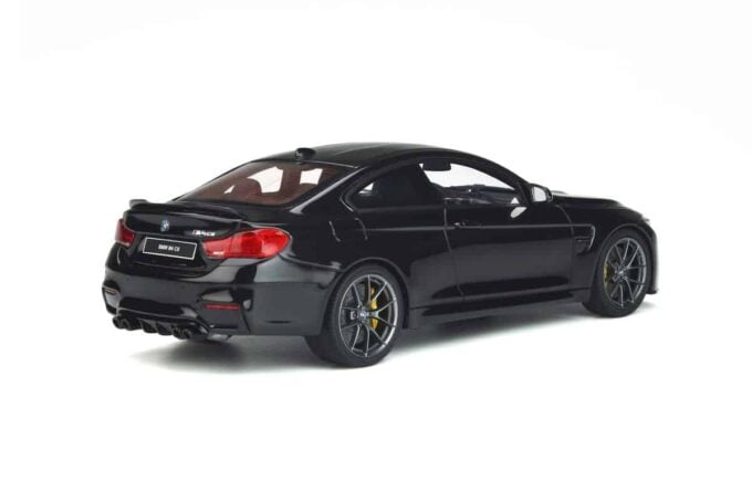 BMW M4 CS - Image 2