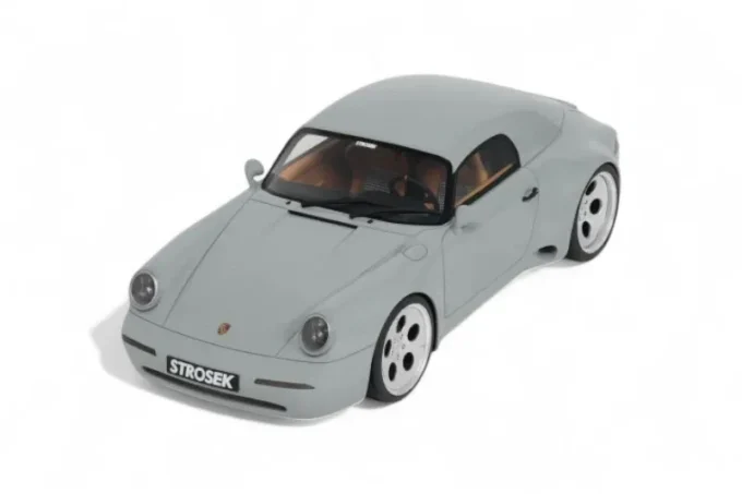 Porsche 911 Strosek Mega 30 Speedster - Image 5