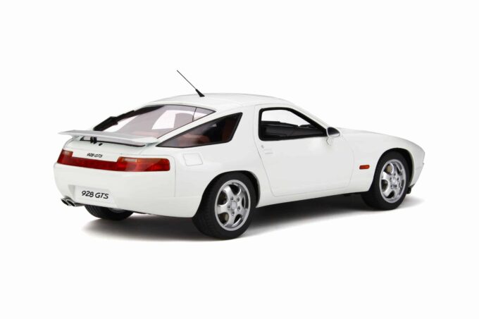 Porsche 928 GTS – Image 2