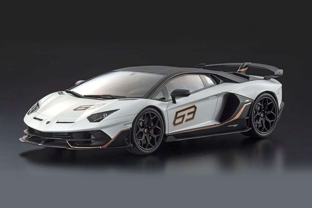 Lamborghini Aventador SVJ63 1:18 model car Kyosho KSR18512W