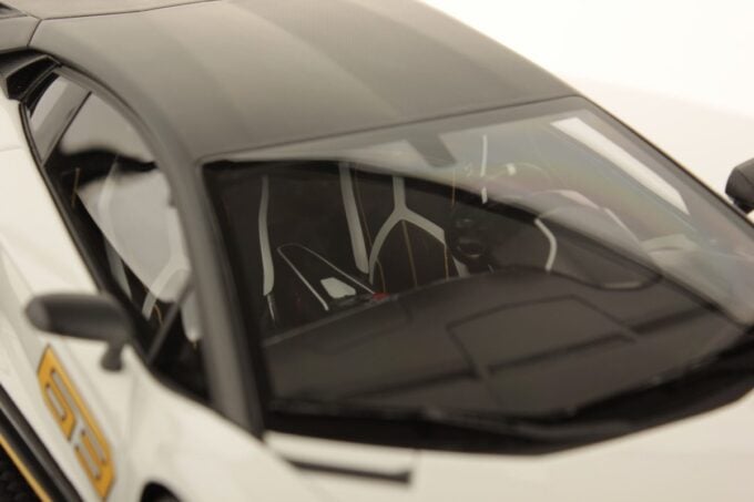 lambo034lim lamborghini aventador svj bianco isi mr models 7 1200