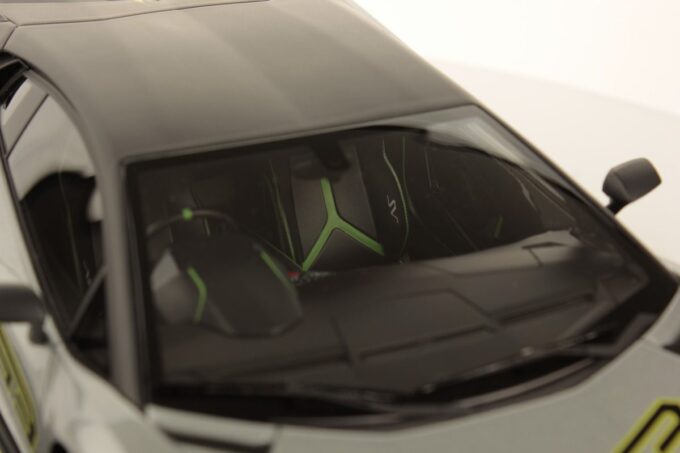 Lamborghini Aventador SVJ - Image 6