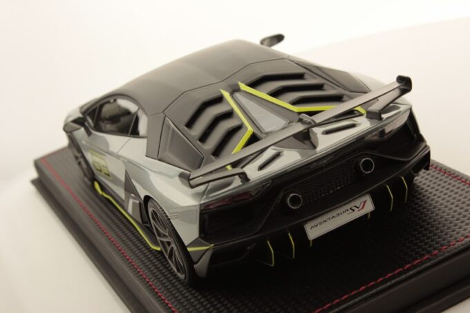 Lamborghini Aventador SVJ - Image 4