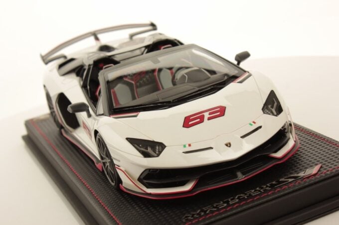 lambo039lim lamborghini aventador svj roadster balloon white mr models 16 1200