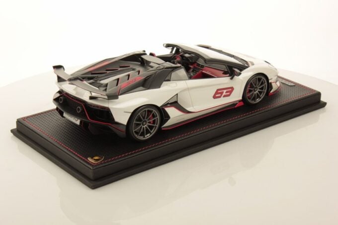 lambo039lim lamborghini aventador svj roadster balloon white mr models 17 1200