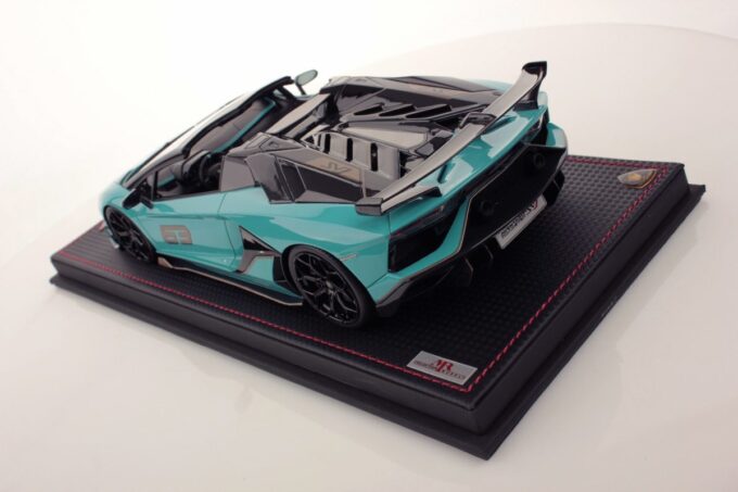 Lamborghini Aventador SVJ Roadster - Image 4