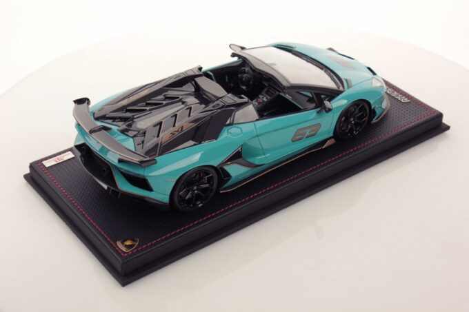 Lamborghini Aventador SVJ Roadster - Image 2