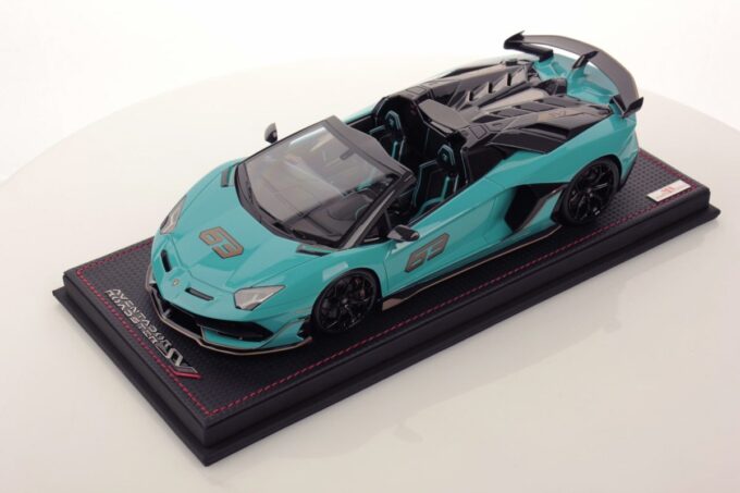 Lamborghini Aventador SVJ Roadster
