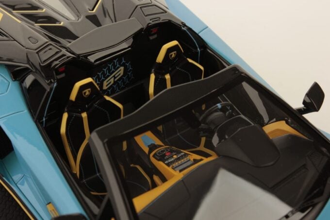lambo039lim3 lamborghini aventador svj roadster blu cepheus mr models 1 1200