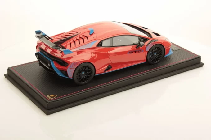 Lamborghini Huracan STO - Image 2