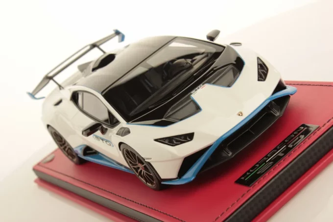 Lamborghini Huracan STO - Image 3