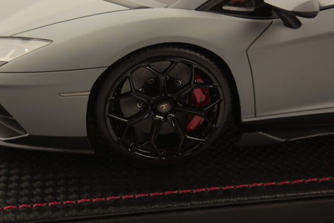 lambo050a lamborghini aventador ultimae grigio acheso mr models 2 1200